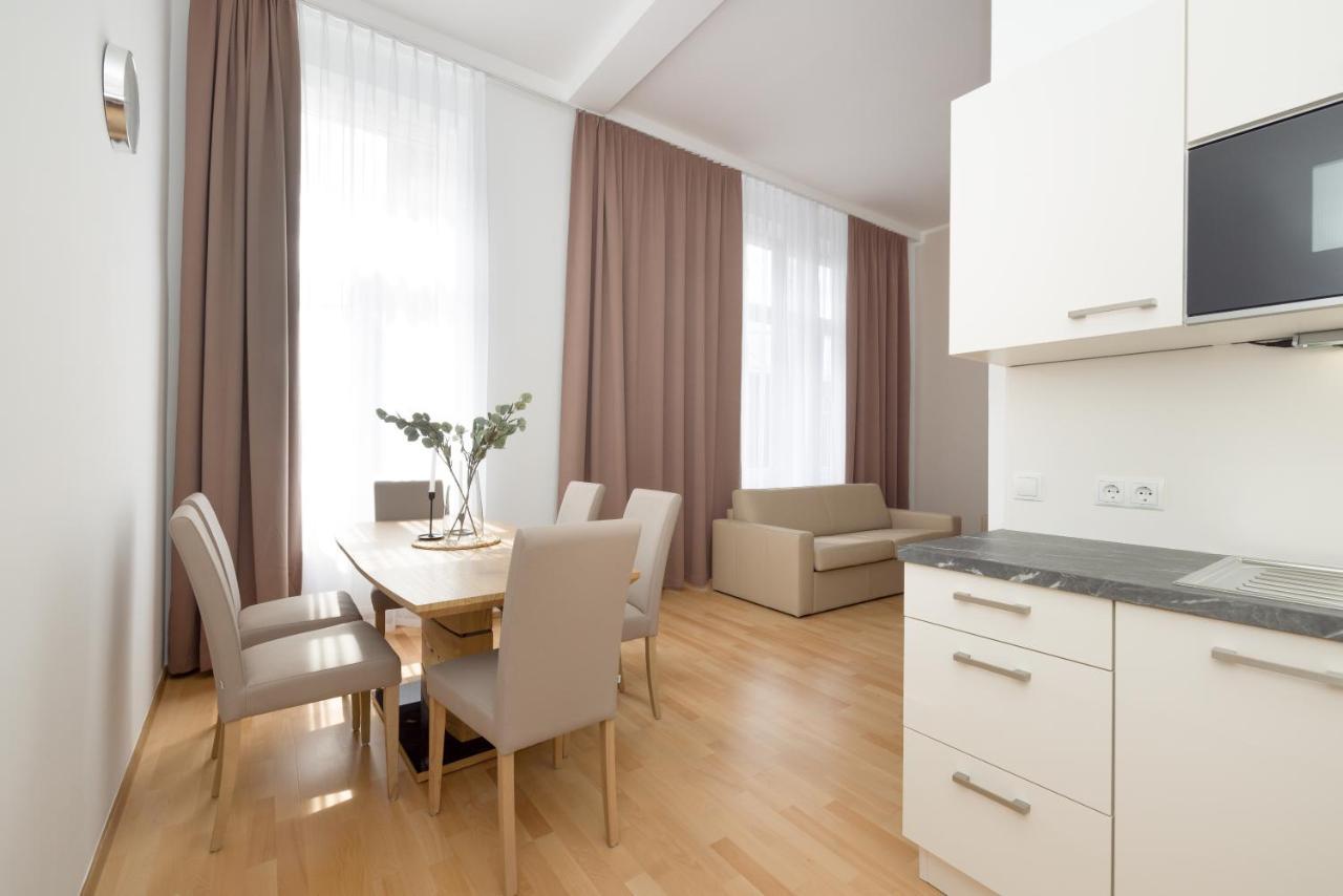Yourapartment Center *