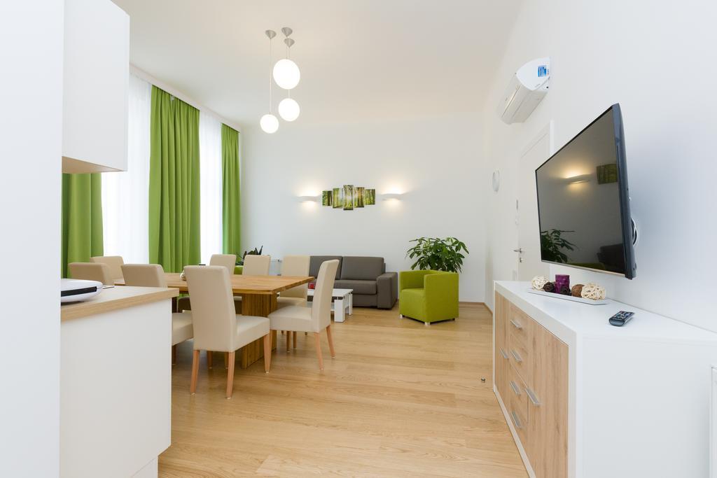 Apartment Yourapartment Center