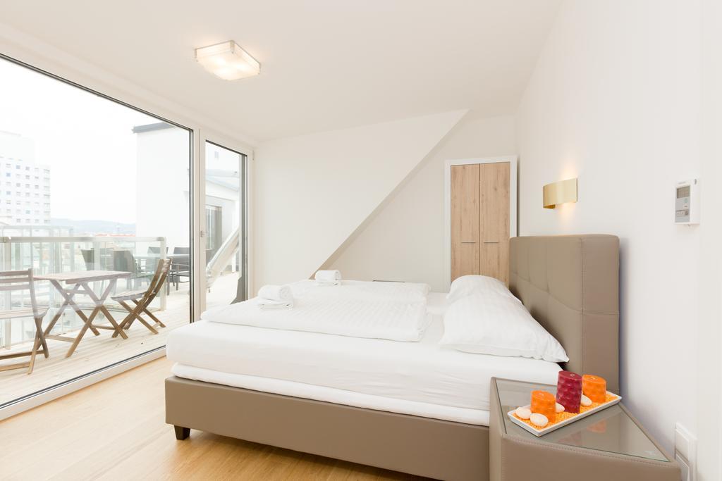 Apartment Yourapartment Center