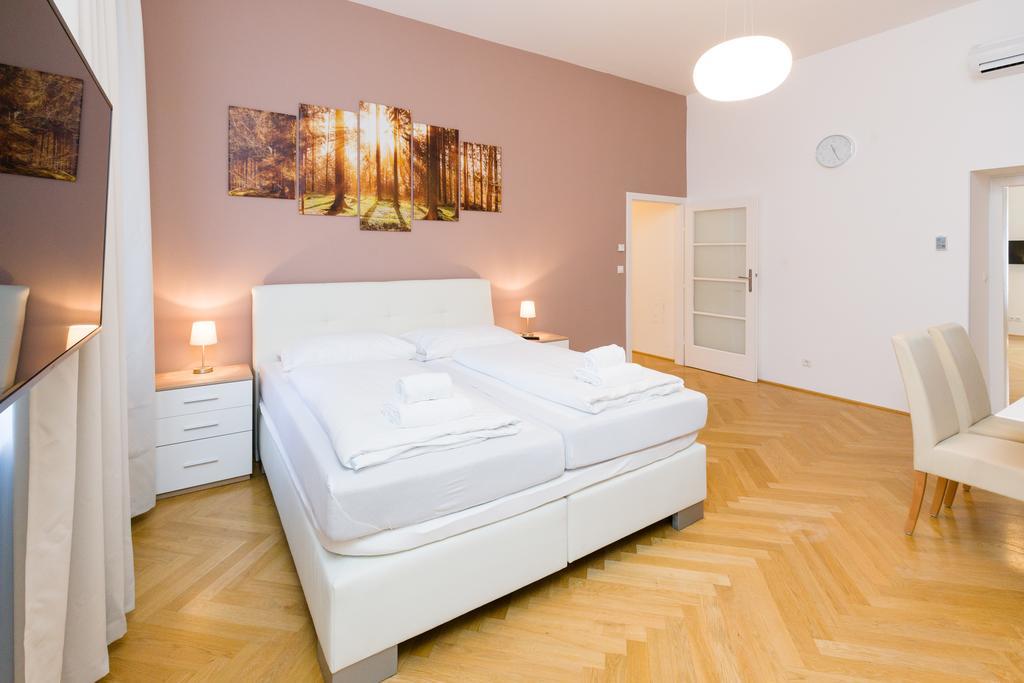 Apartment Yourapartment Center *